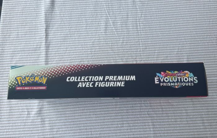 Coffret Premium Pokémon Évolutions Prismatiques EV8.5 – Mentali & Noctali – Neuf Scellé - photo numéro 6