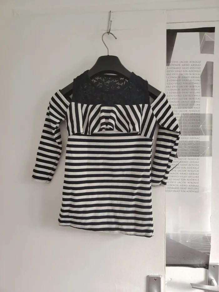 Tee-shirt sans marque 4 ans