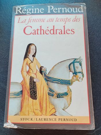 Livre La femme au temps des cathédrale
