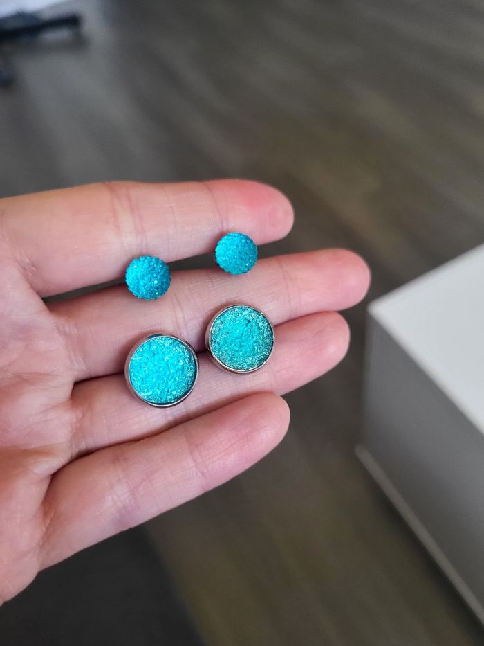 Boucles d'oreilles bleues - photo numéro 2
