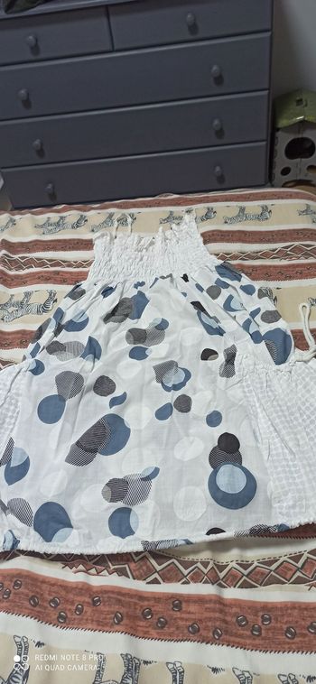 Robe à bretelles t. 40