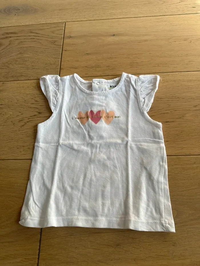 T-shirt