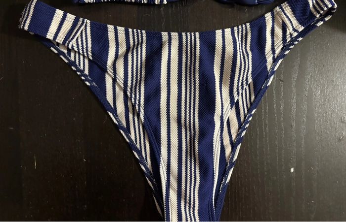 Ensemble Maillot de Bain 2 pièces - Taille XL - photo numéro 3