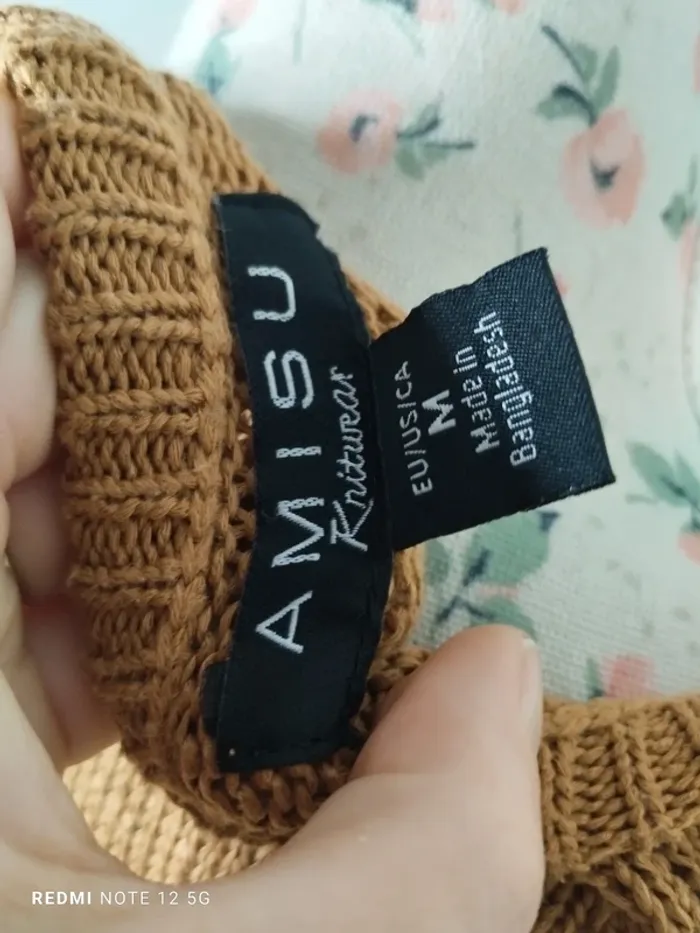 Pull taille M - photo numéro 6