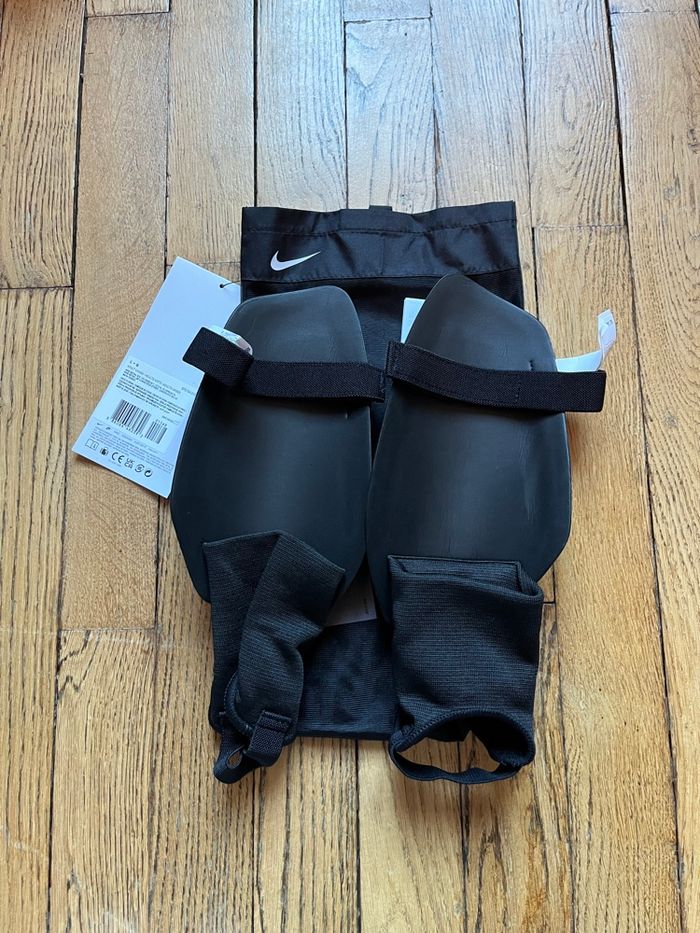 Protège tibias Nike