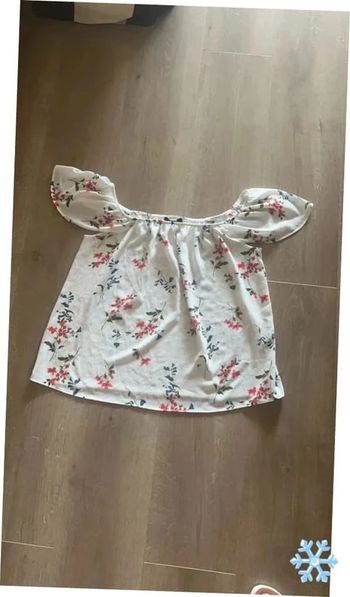 Jolie blouse fleurie