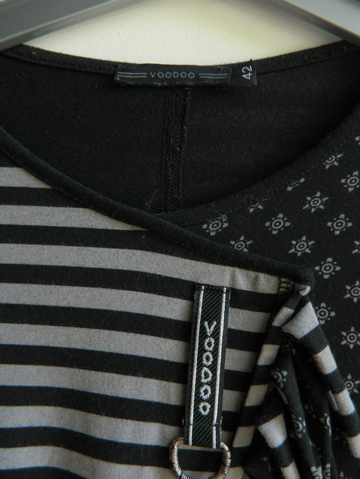 T shirt T 42 manches longues "Voodoo" - photo numéro 2