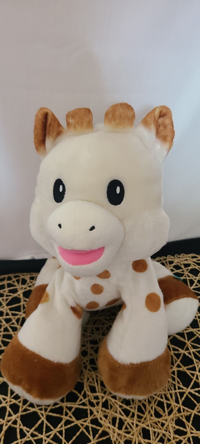 PELUCHE MAXI SOPHIE 35 CM - SOPHIE LA GIRAFE