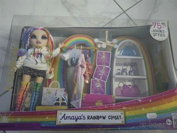 Rainbow High- Dressing d’Amaya - neuf