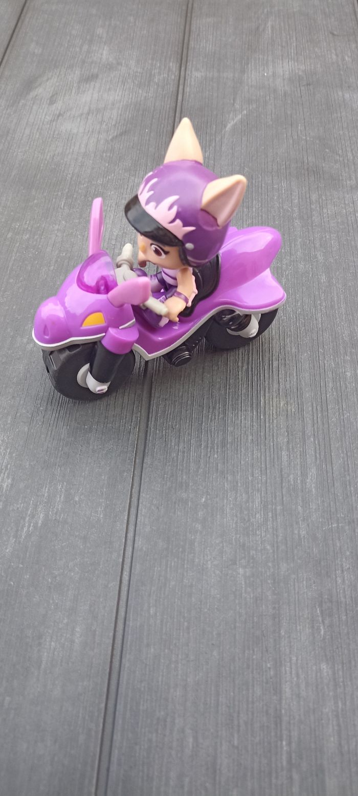 Figurine super wings - photo numéro 4