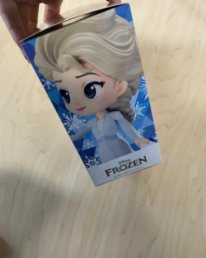 Figurine Disney Qposket La Reine des neiges 2 : Elsa. - photo numéro 4