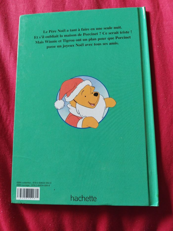 Livre Disney club du livre Winnie l'ourson un cadeau pour Porcinet - photo numéro 2
