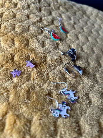 Lot de 4 paires de boucles d’oreilles licornes 🦄 et pastèque 🍉