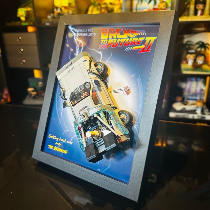Cadre compatible LEGO DeLorean - Back to the Future II - (18×24 cm) - photo numéro 2
