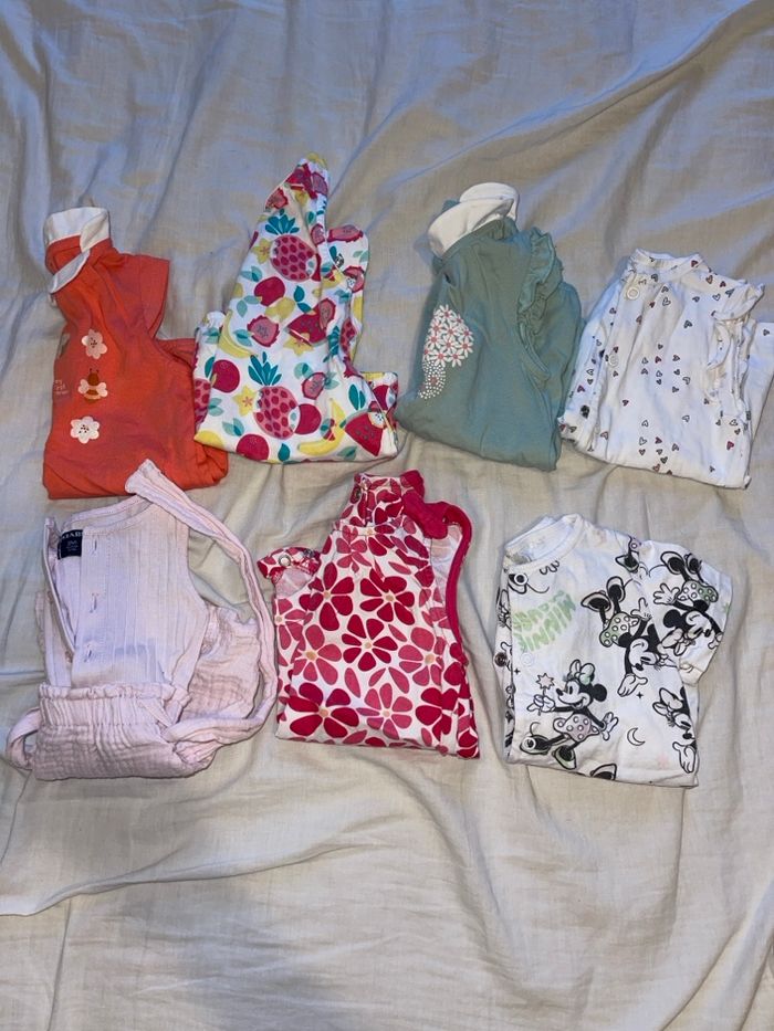 Lots de 6 barboteuses et 1 combi short 3 mois