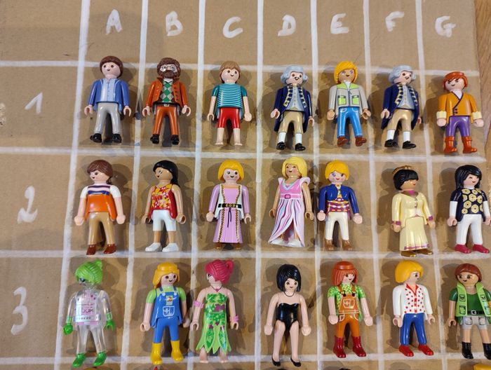 Playmobil plaquette personnages - photo numéro 2
