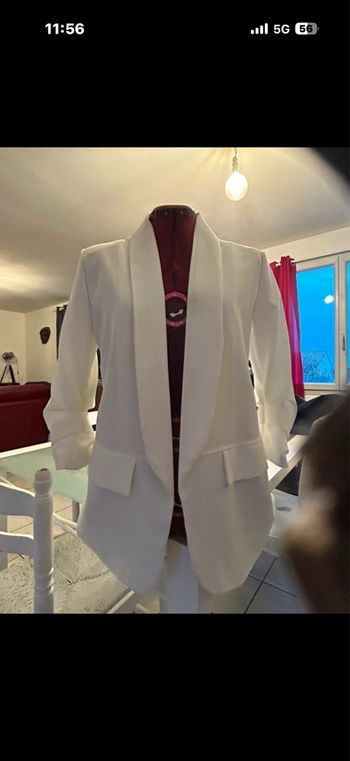 Veste tailleur crème taille M manches 3/4 M / 38 Très bon état •