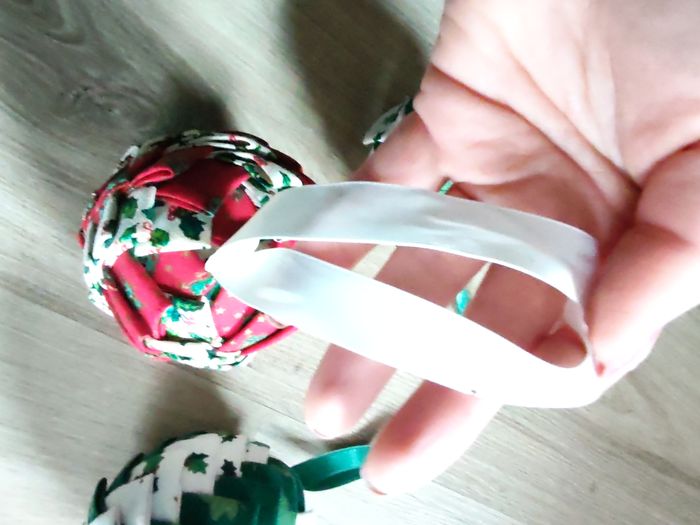 Boules de Noel lot de 3 origami ou patchwork en tissu - photo numéro 5