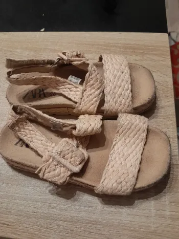 Sandales