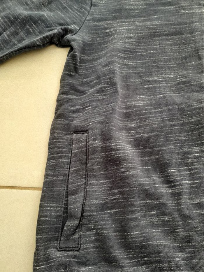 Gilet sweat à capuche garcon 10 ans - photo numéro 4