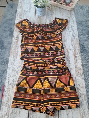 Ensemble short et haut imprimé africain de