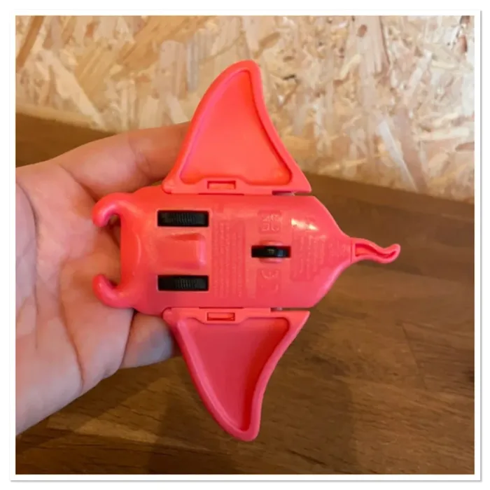 Idée Cadeau 🎁 Figurine Aqua Pups de Stella avec avec sa raie manta de la Pat Patrouille Paw Patrol - photo numéro 10