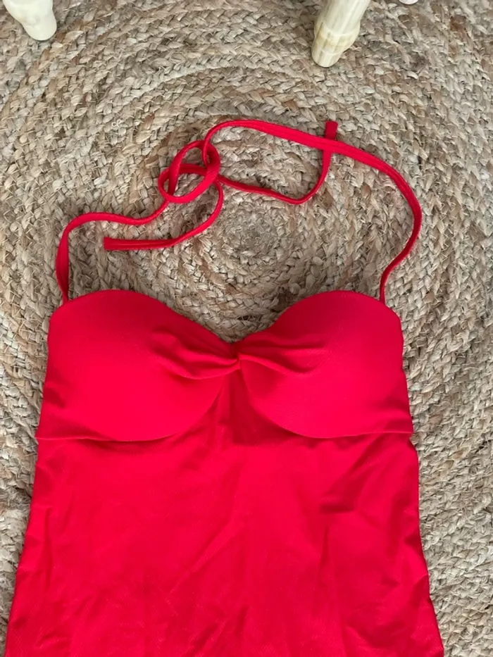 Maillot rouge - photo numéro 2