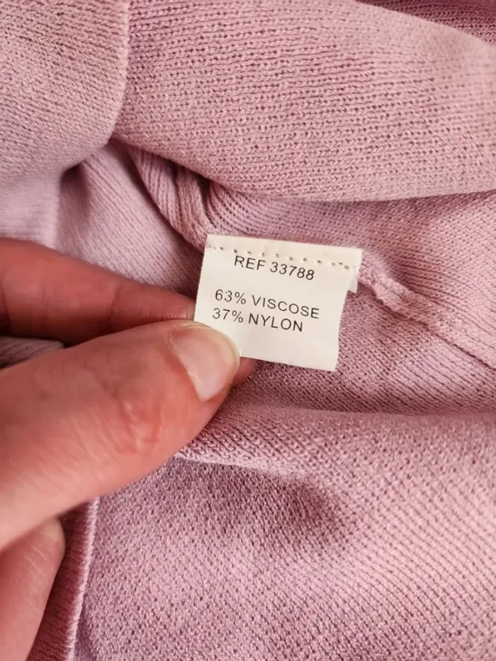 🌸Pull fin Rose I.Quing Taille 40🌸 - photo numéro 5