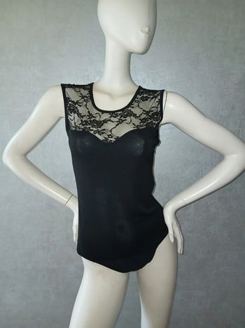 bodie body noir à dentelle élasthane taille 38 neuf
