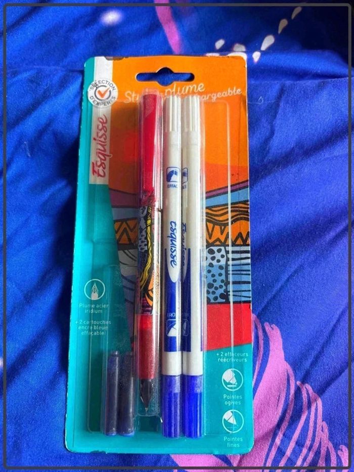Stylo plume avec deux cartouches neuf