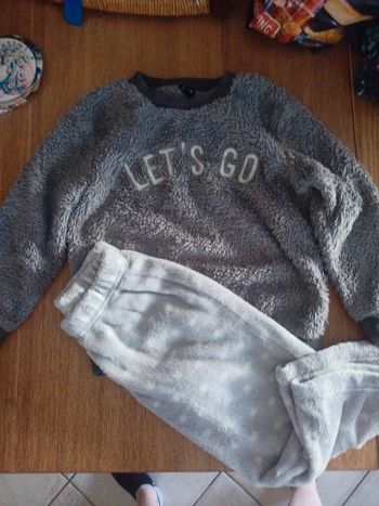 Pyjama 2 pièces polaire 4 ans