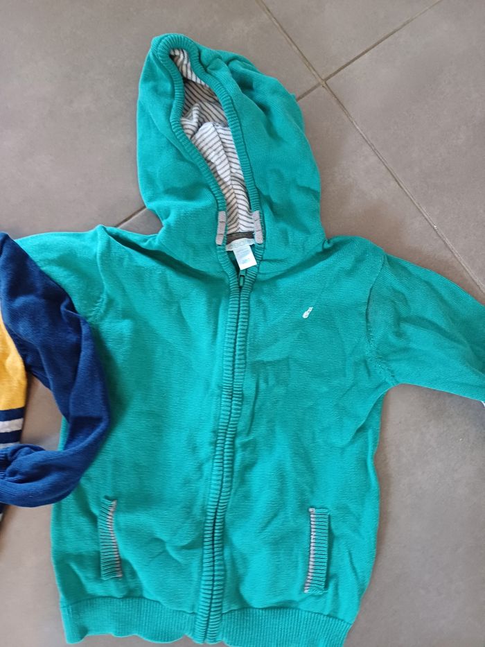 Lot de 2 gilets 3 ans - photo numéro 2