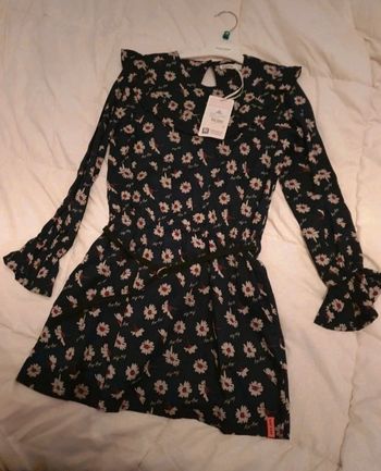 Robe Naf-Naf 8 ans neuve avec étiquette