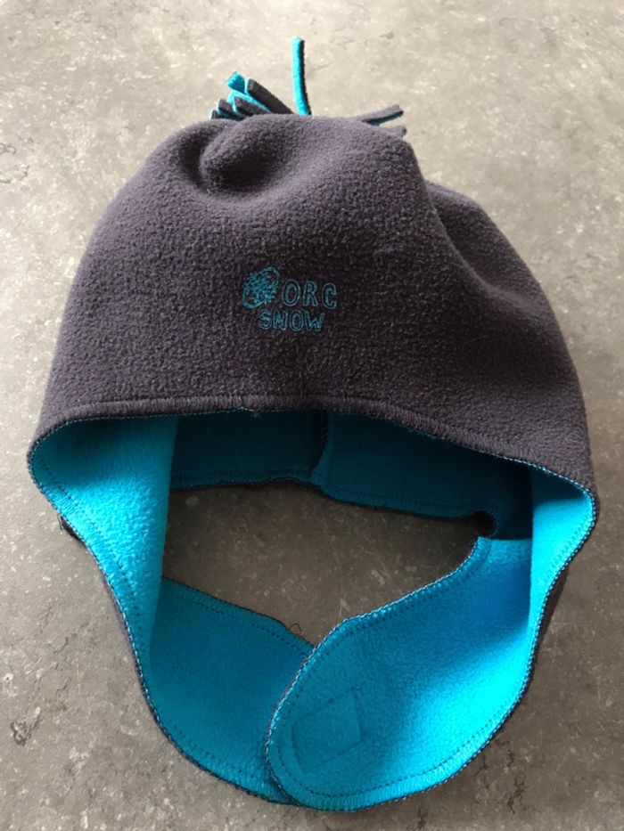 Bonnet avec cache oreille polaire bleu bébé 12 mois