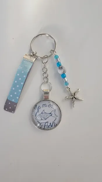 Cadeau humour, porte clé message bijoux de sac " j m en fish"