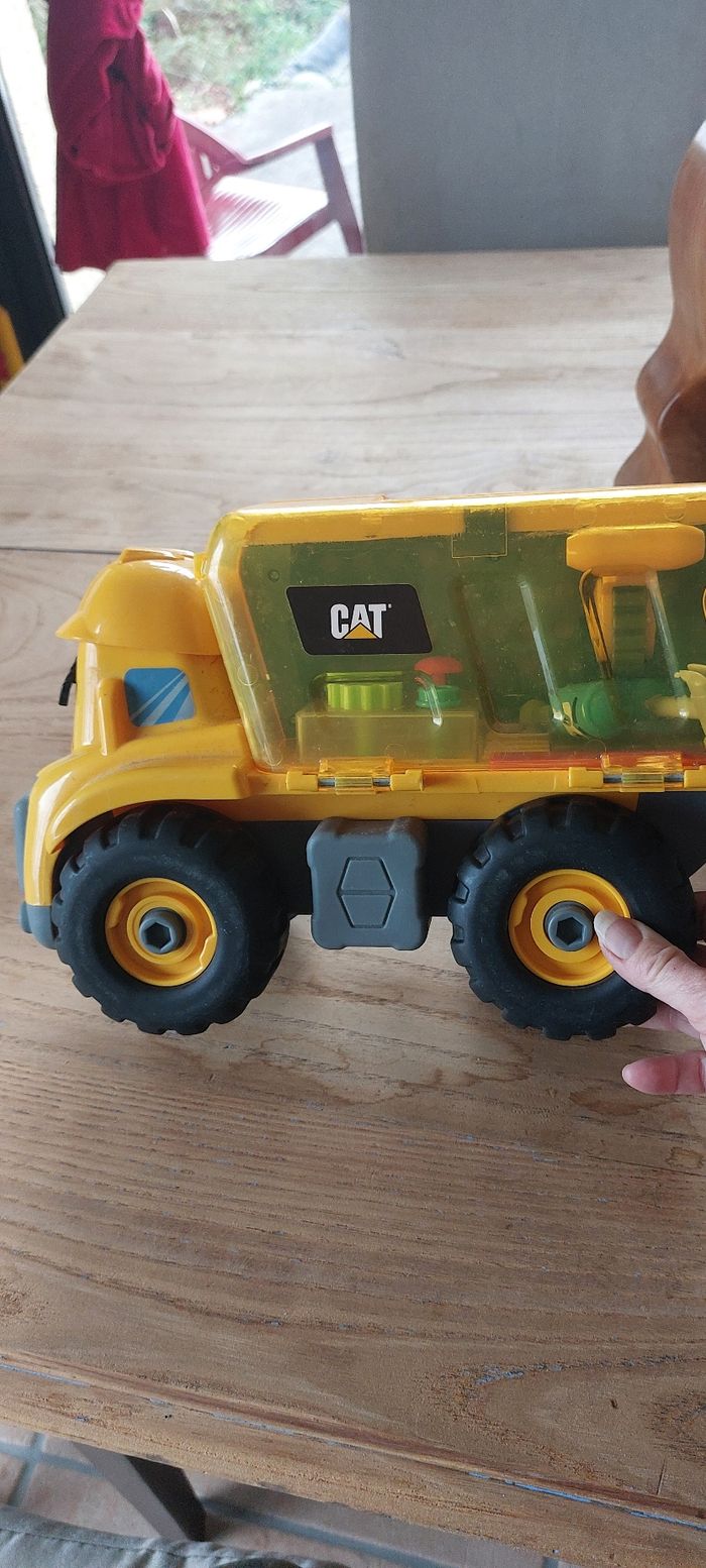 Camion de chantier Caterpillar - photo numéro 9