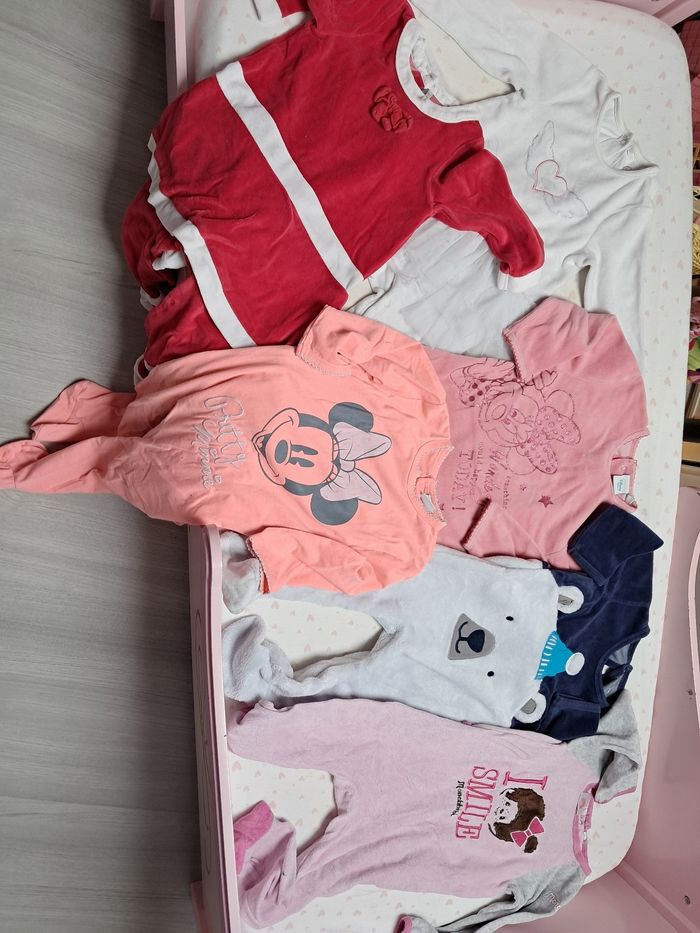 Lot de pyjama  24 mois - photo numéro 2