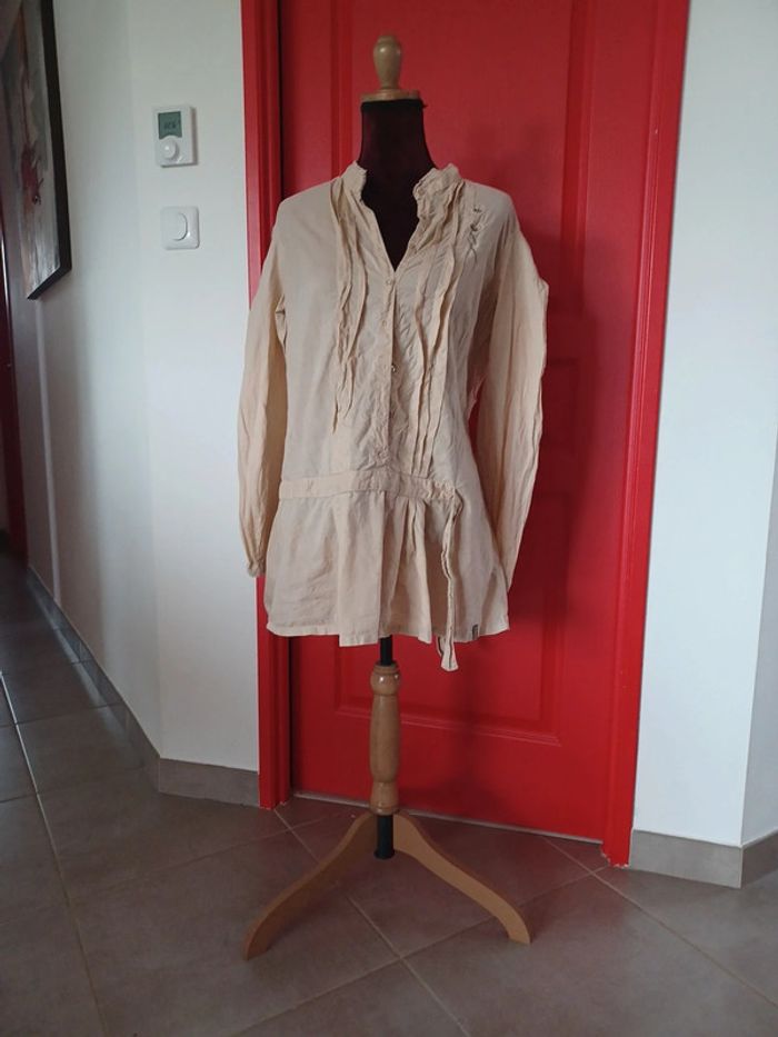 Très jolie chemise pour femme