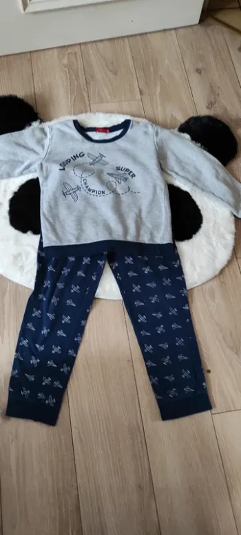🐼 Pyjama coton épais 8 ans tissaia très bon état  🐼
