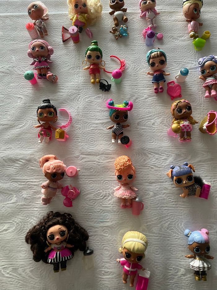 Lot 32 poupées lol avec accessoires - photo numéro 2