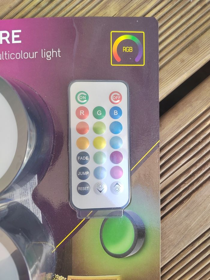 Lot 2 lampes LED multicolores avec télécommande – Éclairage déco intérieur/extérieur - photo numéro 2