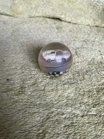 Boule rebondissente Voiture Vintage