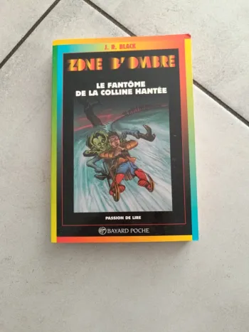 Zone d'ombre le fantôme de la colline hantée