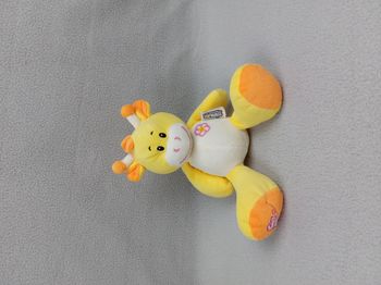 Peluche doudou girafe jaune JEUX2MÔMES orange fleur papillon rose billes
