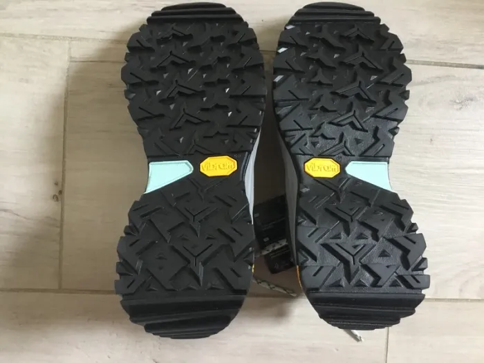 Chaussures randonnée femme - photo numéro 8