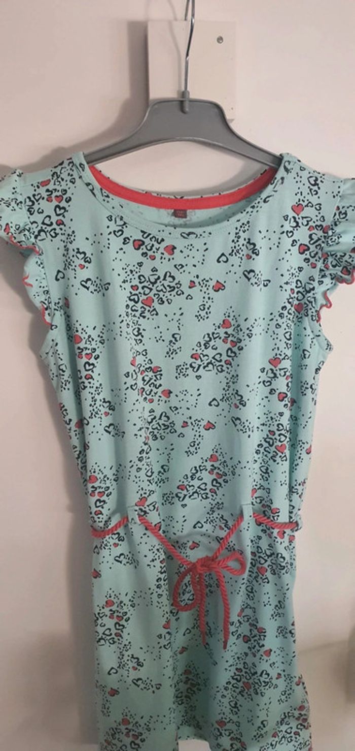 Robe petits cœurs. 9ans