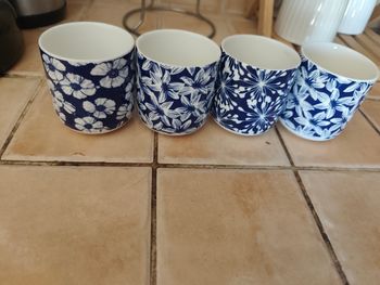 Lot petites tasses