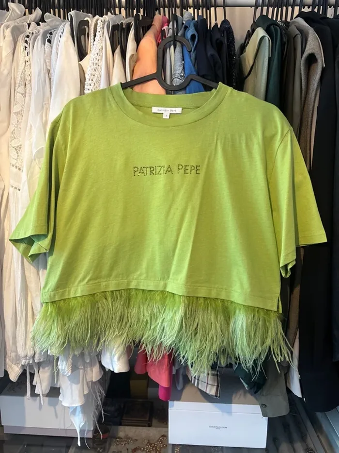 Top vert plumes