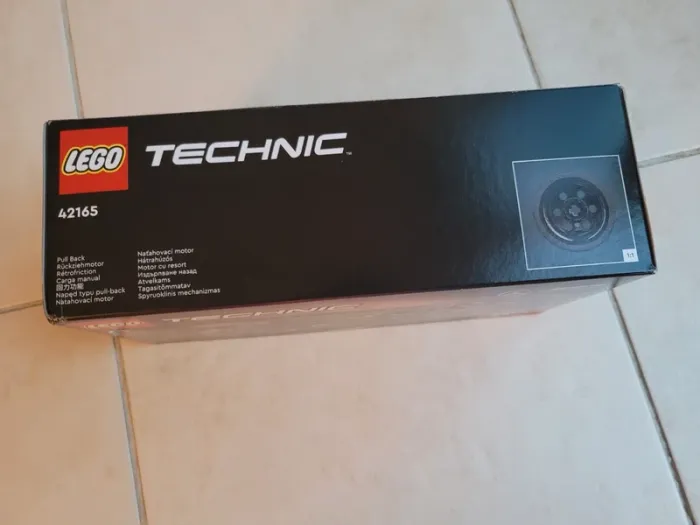 Lego 42165 Mercedes-AMG F1 W14 E Performance Pull-Back - photo numéro 3