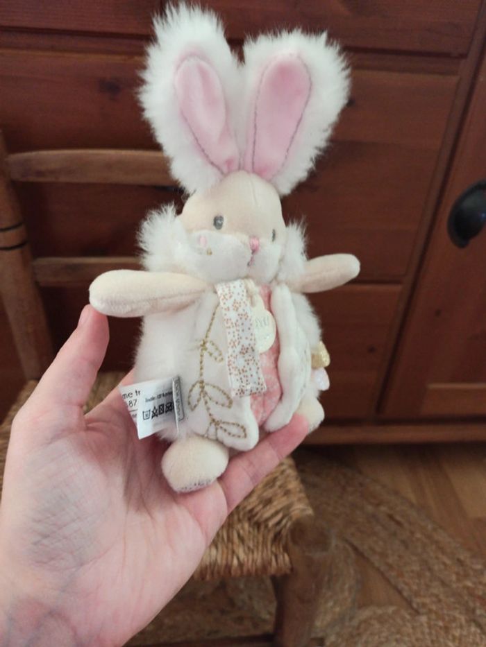 Lapin sucre rose doudou et compagnie hochet tbe - photo numéro 4